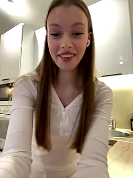 FriendlyFire 18 online show from October 2025 06:41:01 PM