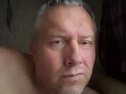 evulis1 online show from September 2025 03:45:01 PM