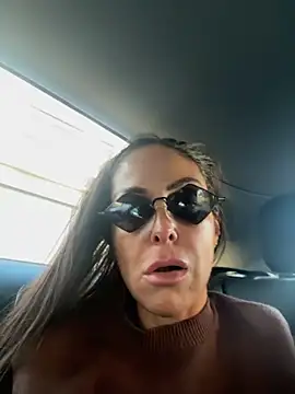 ainaht online show from November 2025 02:05:01 PM