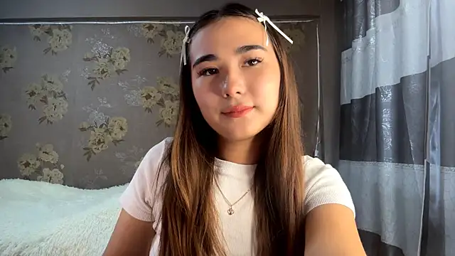 Snapshot of BahaiHeaven chatting on October 2025 08:13:02 AM BahaiHeaven online show from October 2025 08:13:02 AM