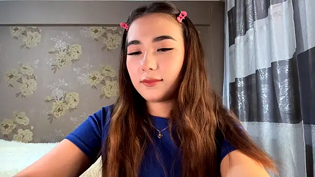 Snapshot of BahaiHeaven chatting on October 2025 08:15:02 AM BahaiHeaven online show from October 2025 08:15:02 AM