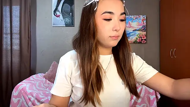 Snapshot of BahaiHeaven chatting on October 2025 08:26:02 AM BahaiHeaven online show from October 2025 08:26:02 AM