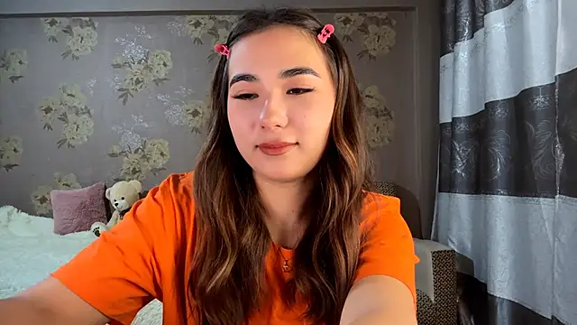 Snapshot of BahaiHeaven chatting on October 2025 11:11:01 AM BahaiHeaven online show from October 2025 11:11:01 AM