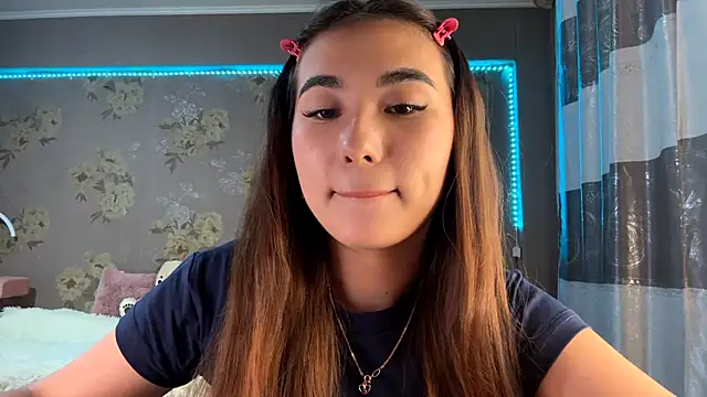 Snapshot of BahaiHeaven chatting on December 2025 11:59:01 AM BahaiHeaven online show from December 2025 11:59:01 AM