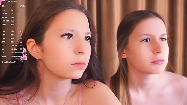 GabrielleLynchard online show from December 2025 06:48:01 PM