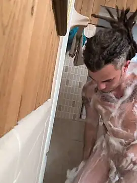 Snapshot of Clownboi17 chatting on September 2025 11:30:01 PM Clownboi17 online show from September 2025 11:30:01 PM