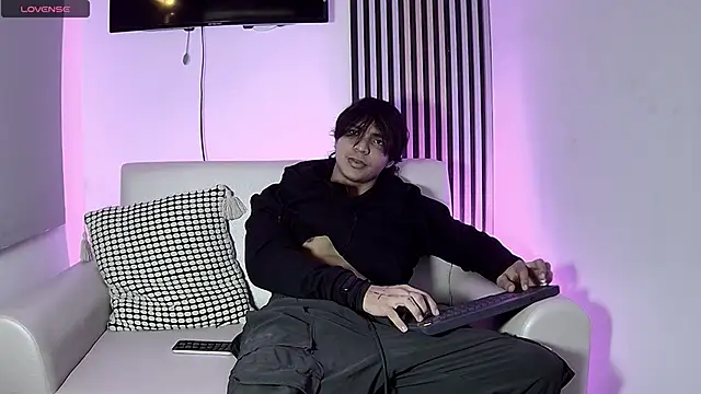 toji luxxer online show from November 2025 12:44:01 AM