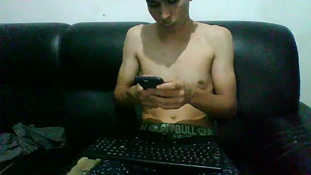 KingLamed online show from October 2025 10:21:01 PM