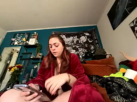 Snapshot of PeridotPrincessOfficial chatting on November 2025 06:15:01 PM PeridotPrincessOfficial online show from November 2025 06:15:01 PM