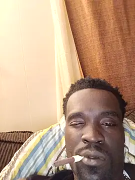 Snapshot of ChocolatebbC4u chatting on October 2025 03:56:01 AM ChocolatebbC4u online show from October 2025 03:56:01 AM