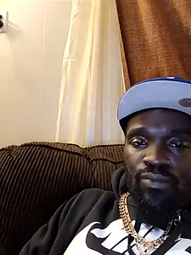 Snapshot of ChocolatebbC4u chatting on October 2025 05:18:02 AM ChocolatebbC4u online show from October 2025 05:18:02 AM