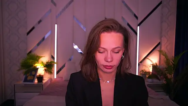 ShyySiren online show from December 2025 08:45:02 AM