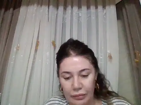 Lomivah online show from October 2025 04:25:02 PM