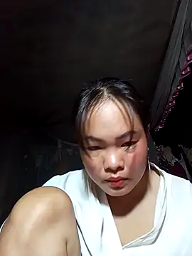 emilyzz online show from January 2026 02:05:02 AM