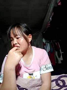 emilyzz online show from February 2026 04:16:02 AM