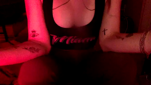 Texxaspearl online show from February 2026 10:12:01 AM