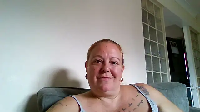 prettysexy2711 online show from October 2025 11:07:02 AM