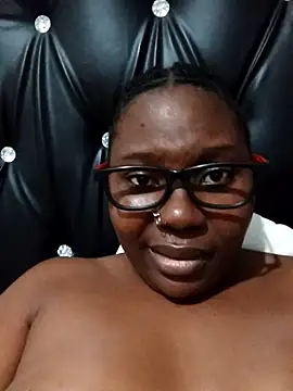 Snapshot of Darkchokola33 chatting on September 2025 06:13:01 PM Darkchokola33 online show from September 2025 06:13:01 PM