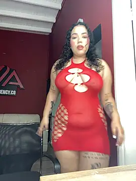 Snapshot of krisstenSantos chatting on November 2025 12:28:02 PM krisstenSantos online show from November 2025 12:28:02 PM