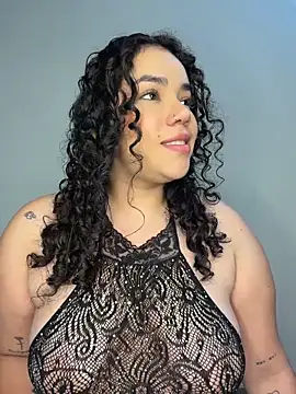 Snapshot of krisstenSantos chatting on November 2025 03:04:01 PM krisstenSantos online show from November 2025 03:04:01 PM