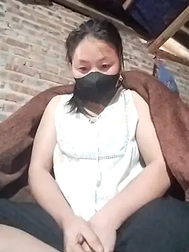 Snapshot of Emmyly_123 chatting on February 2026 01:55:02 AM Emmyly 123 online show from February 2026 01:55:02 AM