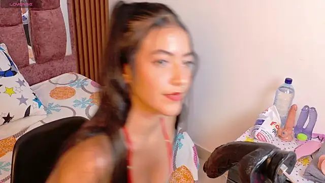 hot couple42 online show from April 2026 07:58:02 PM