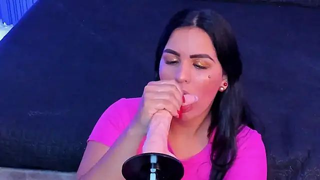 Snapshot of Daniwhatson chatting on October 2025 03:26:02 AM Daniwhatson online show from October 2025 03:26:02 AM