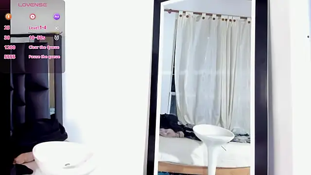 Snapshot of ArexBlakk chatting on November 2025 12:38:01 PM ArexBlakk online show from November 2025 12:38:01 PM