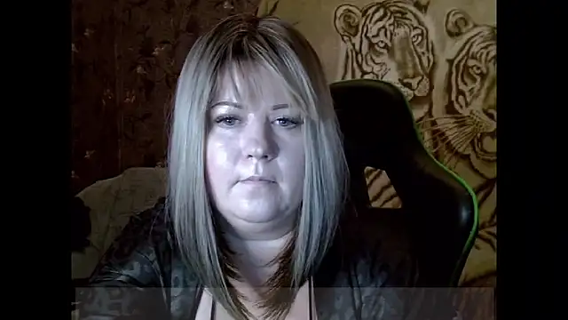 YuliiaSan online show from September 2025 06:11:02 PM