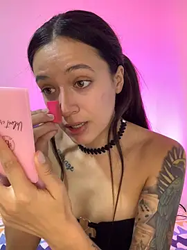 MiQeilaSweet online show from March 2026 05:52:01 PM