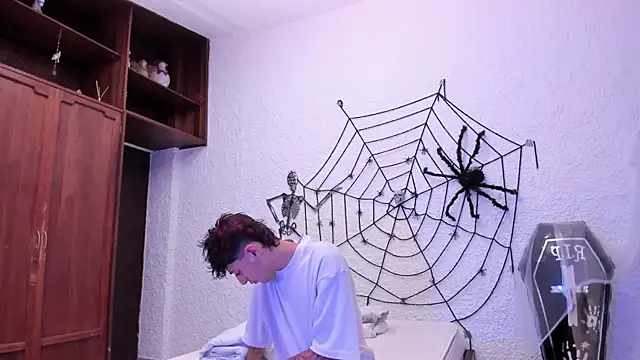 Snapshot of j_martony chatting on October 2025 12:13:02 PM j martony online show from October 2025 12:13:02 PM