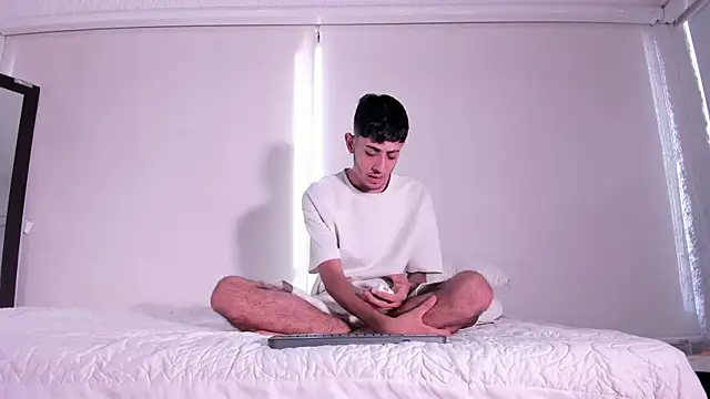 Snapshot of j_martony chatting on November 2025 12:42:02 PM j martony online show from November 2025 12:42:02 PM