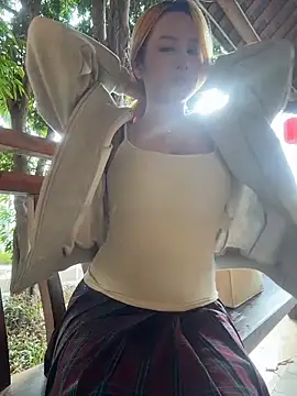 yuki june online show from December 2025 07:59:01 AM