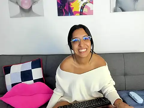Snapshot of Valerygomez02 chatting on March 2026 06:44:02 PM Valerygomez02 online show from March 2026 06:44:02 PM