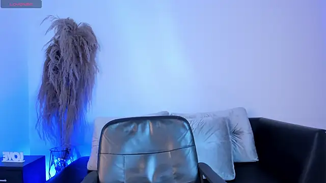 Megancoxx online show from November 2025 10:56:02 AM