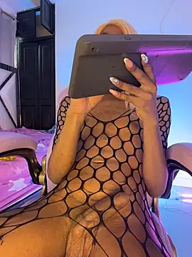 Mara royal online show from February 2026 08:15:01 PM