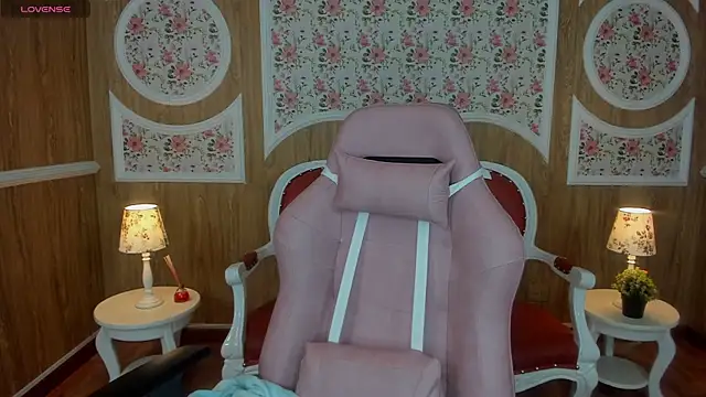 Snapshot of KonnyDesire chatting on September 2025 02:10:01 PM KonnyDesire online show from September 2025 02:10:01 PM