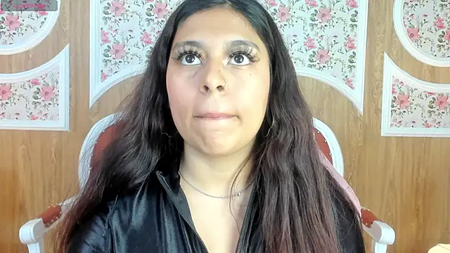 Snapshot of KonnyDesire chatting on October 2025 12:33:01 PM KonnyDesire online show from October 2025 12:33:01 PM