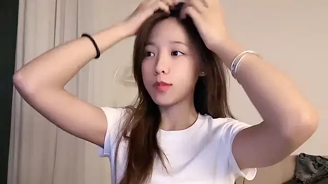 Meng 777 online show from March 2026 11:21:02 AM