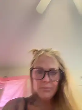 tattoobarbiexox online show from October 2025 02:57:01 PM