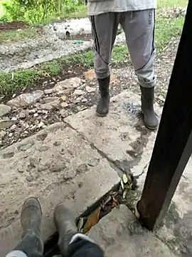 Snapshot of sky-wolves chatting on October 2025 10:50:02 PM sky-wolves online show from October 2025 10:50:02 PM