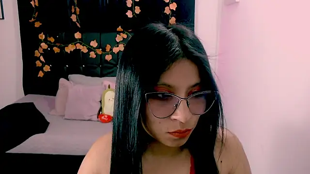 Snapshot of Annis_a chatting on September 2025 10:04:01 PM Annis a online show from September 2025 10:04:01 PM