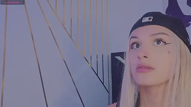 Angel-dragun online show from April 2026 03:01:01 AM