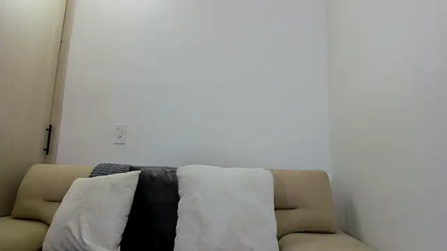 Biscuit oliva online show from October 2025 04:02:02 PM