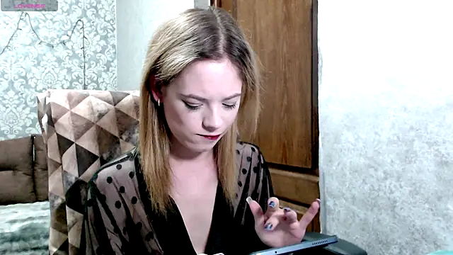 Snapshot of Kate__Loves chatting on July 2026 07:28:02 PM Kate Loves online show from July 2026 07:28:02 PM