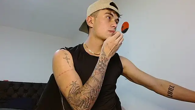 jaico santos online show from February 2026 11:23:01 PM