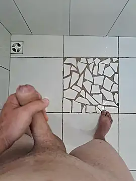 rafaelsouzzaa online show from February 2026 01:34:01 PM