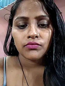 Jasmine Januja online show from May 2026 03:23:02 AM
