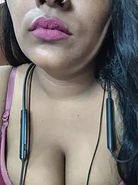 Snapshot of Jasmine_Januja chatting on July 2026 02:39:01 AM Jasmine Januja online show from July 2026 02:39:01 AM