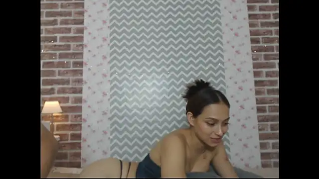 Snapshot of KaMila_M00N chatting on November 2025 06:14:02 AM KaMila M00N online show from November 2025 06:14:02 AM